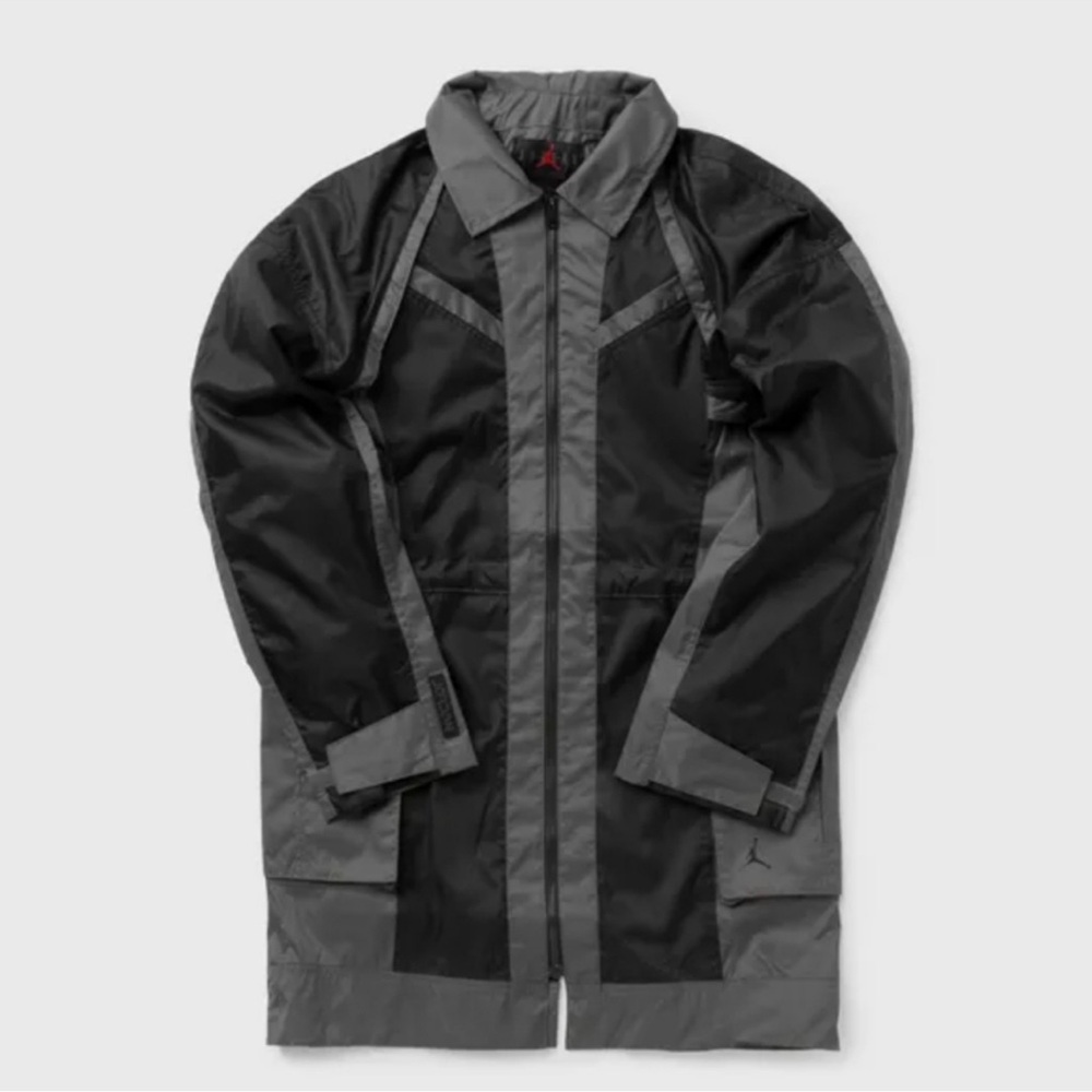 Jordan Women's Black and Gray Utility Jacket - Picture 9 of 13